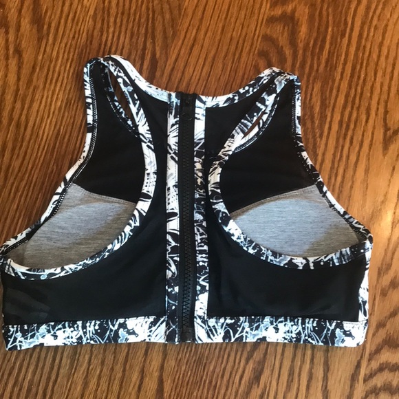 KFT Brand hi-neck, zipper back, mesh bra. - Picture 2 of 3